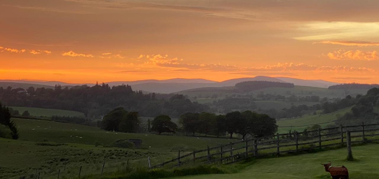 Ladyurd Farmhouse West Linton Екстериор снимка